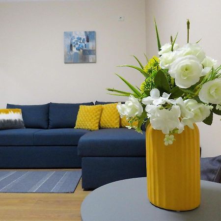 Flowers Garden Apartment Weliko Tarnowo Exterior foto